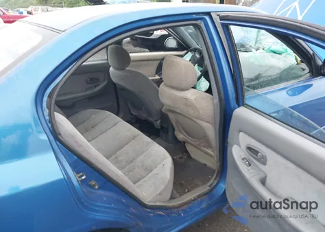 2005 Hyundai Elantra Gls/Gt z USA, uszkodzony, nr VIN KMHDN46D55U131005